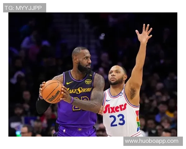 詹姆斯赞马克西谦逊每年共同训练备战新赛季