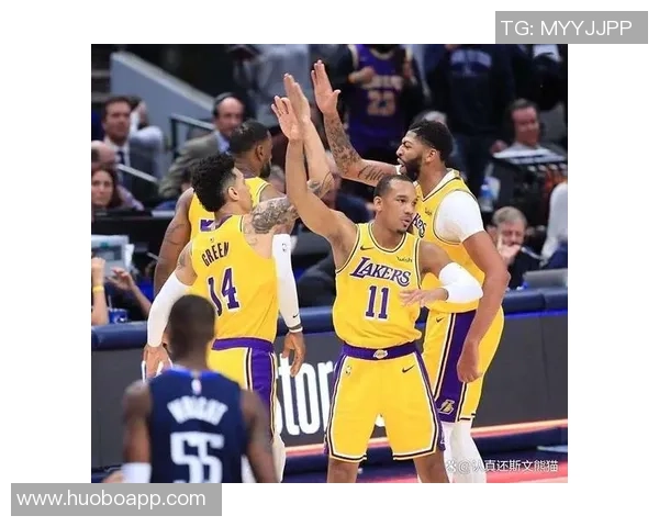 湖人高端局防守与空间被针对东詹与斯玛特成关键隐患 湖人高端局防守与空间被针对东詹与斯玛特成关键隐患